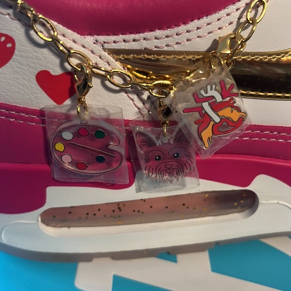 Nike Air Max 1 '86 OG 'Big Bubble - Doernbecher XIX' FZ3021-919 - Picture 5 of 10